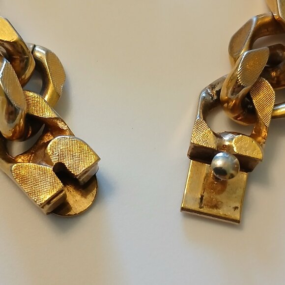 Vtg Baron 17 Jewels Gold Tone Rectangular Dial Stainless Chained Bracelet Watch - Picture 11 of 12